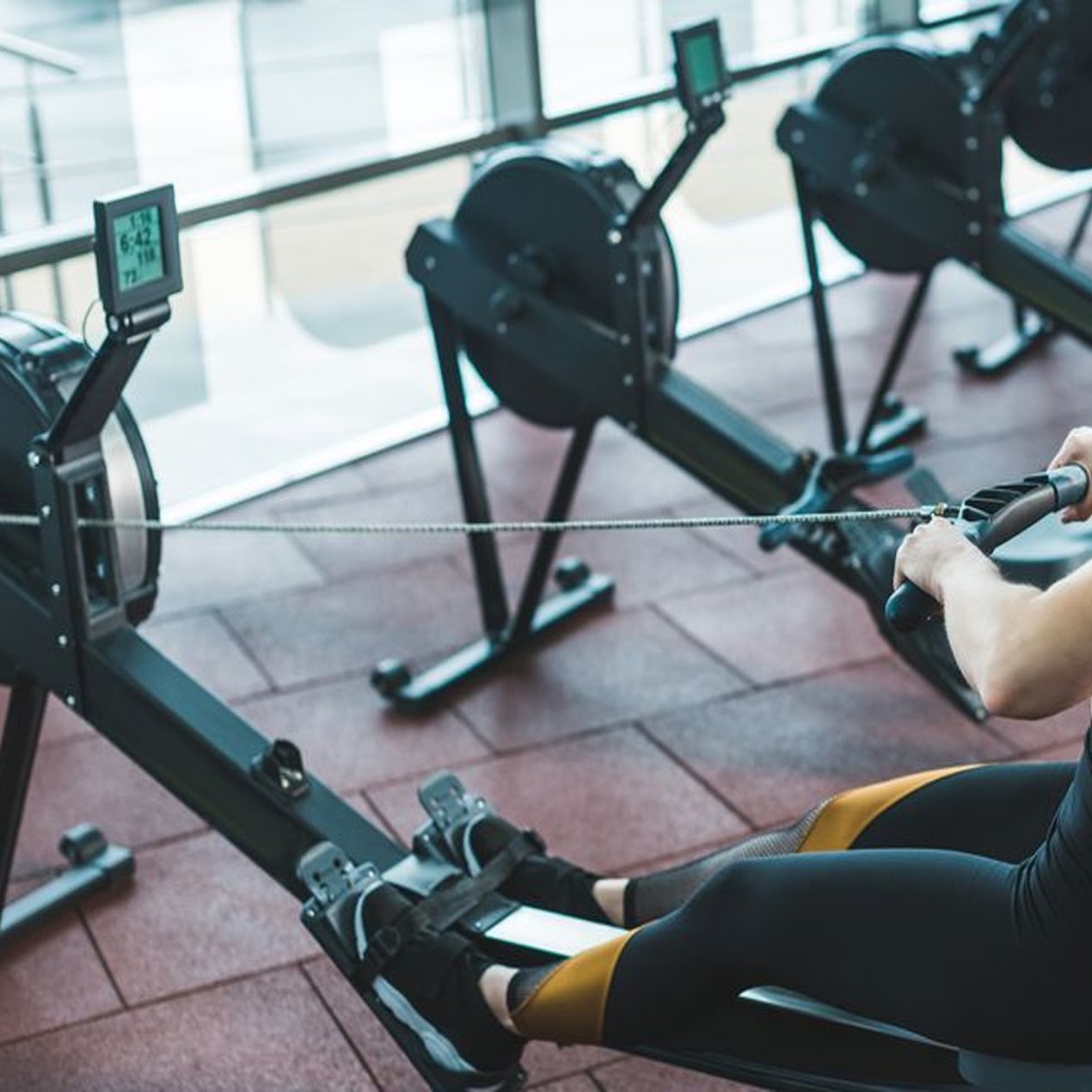 Professional-Grade Air Rowing Machine | Foldable Aluminum Build, 10 Resistance Levels, Smart Monitor & Ergonomic Seat for Compact Home Gyms